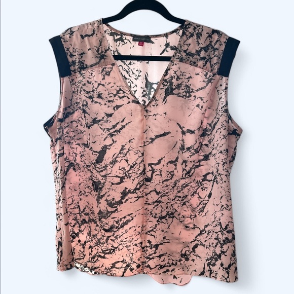 Plus Size Vince Camuto Sleeveless Top - Picture 1 of 3
